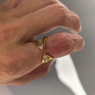 VKHK 1 st 18K guldpläterad rostfri stålring med zirkoniadekorationer i flera lager, lämplig för kvinnors vardags- och bröllopskläder, present