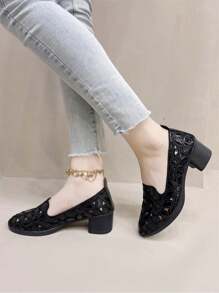 New Autumn/Winter Women Hollow Floral Perforated Slip-On Shoes, Soft Upper Soft Bottom Low-Top Thick Heel Pointed Toe Comfortable Work Shoes, Mother Shoes