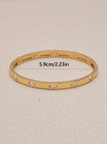 1pc Elegant Golden Four-Leaf Clover Bangle Bracelet, Cubic Zirconia Inlay Copper, Women Jewelry Gift, Suitable For Layering & Daily Wear, Ideal For Girls, Valentine's Day, Mother's Day