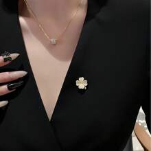 3 pièces Ensemble de broches fleuries élégantes pour femmes, broches en alliage avec design de pierres de verre de chat pour pull et écharpe, accessoires personnalisés pour l'école
