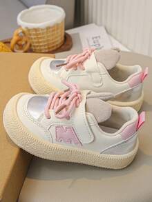 春夏儿童运动鞋，时尚钩环软底轻便时尚女童休闲运动鞋