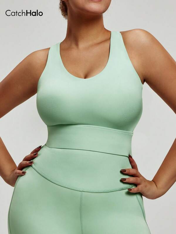 Catch Halo 1PC Mint Green Yoga Sports Bra Women Plus Size V-Neck Medium Support Cloud Touch Fabric Contour Cups Side Wings Twist Back Zero Bounce Bra For 0XL-3XL Gym