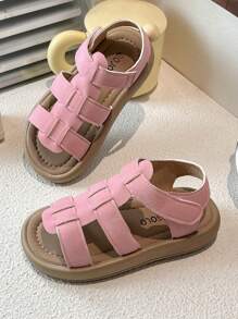 1 双儿童合成皮革凉鞋，饰有纯色编织带，休闲百搭平底凉鞋，适合夏季日常旅行