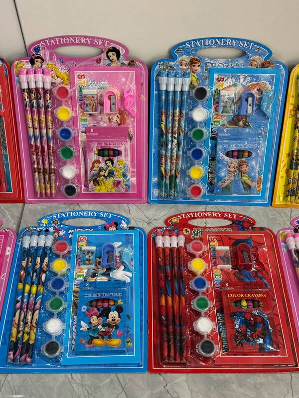 Sanrio Cartoon Spider-Man Pencil Set Portable Stationery Set For Kids Gift Pencil Eraser Sharpener Ruler School Supplies