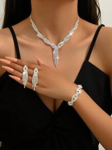 Ensemble de bijoux : collier, boucles d'oreilles et bracelet orné de strass, collier de style européen et américain avec diamants, accessoire de mariée cadeau