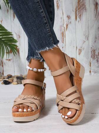 Women's Fashionable Versatile Casual Comfortable Sexy Strap Buckle Design Solid Color Bohemian Platform Wedge Flat Sandals