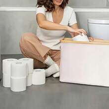 1 pieza Caja de pañuelos cubierta de bambú - Capacidad grande para 9 rollos, organizador de baño elegante con tabillas de madera, adecuado para baños modernos, cesta multiusos | Diseño de estética natural | Textura similar a tela, contenedor de almacenamiento de papel higiénico