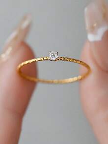 1 件不锈钢方晶锆石镶嵌简约精致星形戒指，奢华优雅，适合女性 - 迷你小鑽戒指 - 查看 1