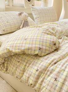 3pcs Beige Line & Bow Printed Bedding Set (1 Duvet Cover + 2 Pillowcases) 100% Polyester, No Insert, Machine Washable