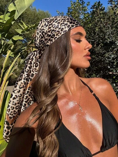 1 pieza Pañuelo de seda con estampado de leopardo retro para mujer, pañuelo, pañuelo para el cabello, pañuelo con estampado floral de moda para el verano, chal versátil para mujer, adecuado para baile callejero, fiesta, ciclismo, hiyab, lazo para el cabello, cinturón, decoración de bolso para vestido
