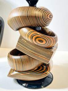 1 pièce Bracelet large en bois à motif géométrique rétro pour femmes - grain et variations de couleur naturels du bois. Accessoire de mode convenant pour le quotidien et les fêtes, minimaliste et - Multicolore - Voir 1