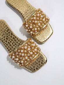 Sandalias mula de moda versátiles para playa y vacaciones, talla grande, de lujo, con adorno de perlas y punta cuadrada antideslizante, modelo 2025 nuevo
