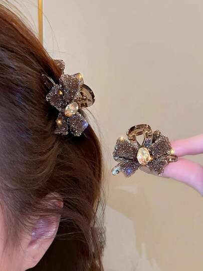 1/2 chiếc kẹp tóc nơ đính đá kiểu dáng sang trọng, phụ kiện tóc thiết kế tinh tế dành cho nữ, phù hợp để sử dụng hàng ngày, đi chơi, làm quà tặng, kẹp tóc mùa hè đi biển, kẹp tóc du lịch.