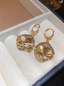 1 Pair Fashion Rhinestone Filled Cat Eye Stone Elegant Earrings
