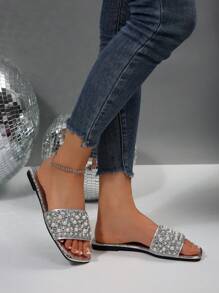 Sandalias tipo diapositiva de playa versátiles con puntera cuadrada, adorno de diamantes de imitación y perlas, de lujo y antideslizantes, para mujeres de talla grande, modelo 2025