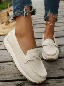 New Spring/Autumn Fashion Plus Size Solid Color Patchwork Flat Loafers, Handmade Lace-Up Slip-On Casual Comfortable Lightweight Driving Shoes, Beige Grain Leather Casual Sneakers For Daily, Commute, Vacation