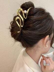 1pc Minimalist Fashion Daily Shower Pearl Heart Hairpin Hair Claw, Suitable For Bow Design Hair Clip Casual Valentines Fashion Hair Accessories Beauty Claw Clips