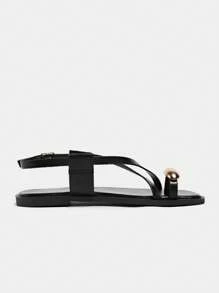 Sandalias planas de mujer de nueva llegada para el verano con decoración de metal y correa