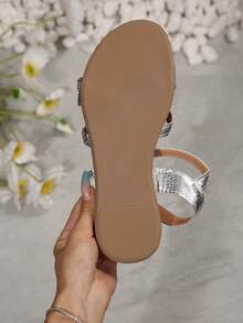 Handwoven Rhinestone Strap Comfortable Flat Sandals For Women, Outdoor Trade,Spring Summer Outfits - Silver - View 2