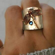 1 件复古宽带戒指，镶有方晶锆石，独特的蜻蜓雕刻设计 - 送给爱人的优雅周年纪念/生日/圣诞节/情人节礼物