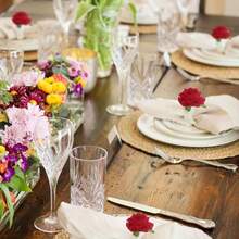 1 件多色随机玫瑰餐巾环，手工花餐巾架，人造玫瑰餐巾环，适用于情人节派对、婚礼餐桌装饰