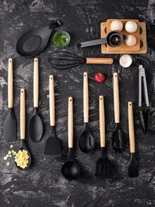 Juego de 14 utensilios de cocina con mangos de madera, que incluye espátula, cuchara y pincel para aceite con recipiente de almacenamiento. Utensilios resistentes al calor ideales para cocinar y hornear en el hogar. - Multicolor - Ver 4