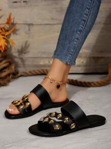 Women's Metal Rhombus Decor Rivet Beach Holiday Casual Slip-On Flat Sandals, Comfortable & Elegant