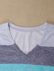 Plus Size Women Striped V-Neck Casual T-Shirt