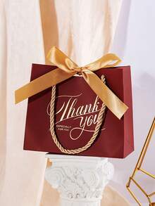 24PCS Wedding Candy Packaging Tote Bag With Gift Tote Bag Creative Fresh Gift Bag Wedding Candy Box Packaging Tote Bag Suitable For Weddings, Greetings, Birthday Parties, Holiday Parties, Bachelor Parties, Theme Parties, Graduation Parties, Housewarming Parties, Gift Packaging Tote Bag