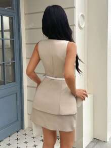 Robe décontractée avec ceinture à la taille, nouvelle mode printemps/été pour femmes. Robe unie couleur kaki sans manches avec fronces à la taille.