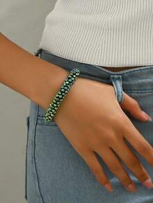 1 件女士简约彩色水晶串珠手链，适合日常佩戴