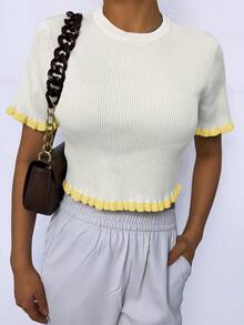 女士优雅假日/毕业针织上衣，休闲短袖米黄色荷叶边下摆针织套头衫，夏季 - 白色 - 查看 7