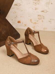 Women's Vintage Elegant Velvet Round Toe Block Heel T-Strap Hollow-Out Design Buckle High Heel Mary Jane Shoes, Suitable For Party/Wedding/Formal Office, Spring/Summer/Autumn/Winter, Brown High Heels, Pair With Dresses/Ballet Flats/Latin Dance Shoes/Peep Toe Sandals - Brown - View 4