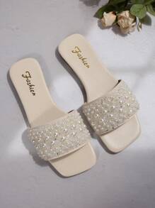 Nuevos zapatos de tacón cuadrado con adorno de strass y perlas, resistentes al deslizamiento y fácil de poner y quitar, ideales para vacaciones en la playa, versátiles y de moda, tallas grandes para mujeres