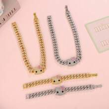 Sanrio 1 szt. Sanrio Hello Kitty Cartoon Błyszczące Pełne Kryształków Hip Hop Fajne Trójwymiarowe Hello Kitty Wisiorek Bransoletka Naszyjnik Biżuteria, Prezent Słodki Kot Fashionista Kubański Łańcuch Naszyjnik