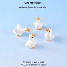 Mini Cute White Goose Figurine, Miniature Realistic Small Goose Cartoon Animal Decor, Healing Creative Desktop Ornament, Car Decor - Free Small Gift - Holiday Gift - Birthday Gift - Exquisite Gift