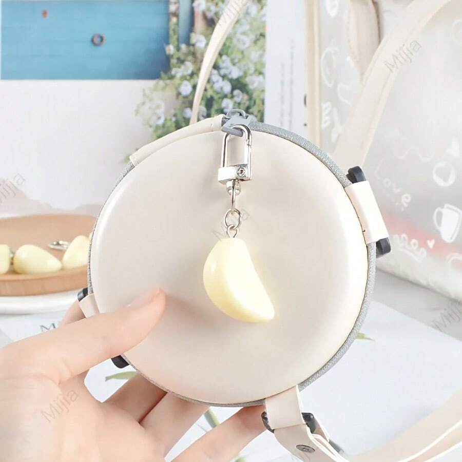 Realistic Garlic Shaped Keychain, Faux Food Pendant Decoration