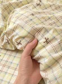 3pcs Beige Line & Bow Printed Bedding Set (1 Duvet Cover + 2 Pillowcases) 100% Polyester, No Insert, Machine Washable