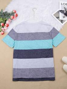 Plus Size Women Striped V-Neck Casual T-Shirt