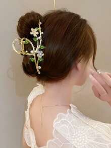 1pc Women's Alloy Flower, Cat Eye, Leaf, Crystal, Faux Pearl Decor Hair Claw Clip, Elegant Thick Hair Barrette, Simple Sophisticated Hair Accessory, Chic Fashion Hair Claw, Suitable For Daily Use Fashion Hair Accessories Elegant Hair Clip Fall Winter For Vacation Outfits Woman Summer Beach Holiday Essential Vacay Hair Clips - Gold - View 1