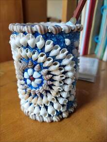 صندوق تخزين زخرفي، حامل أقلام، منظم مستحضرات التجميل، ديكور غرفة، هدية عملية وإبداعية للنساء والفتيات في عيد الميلاد، من صنع الأصداف الطبيعية