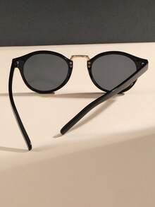 1 副女士圆形复古金属桥时尚眼镜，适合街头风格、T 台、海滩