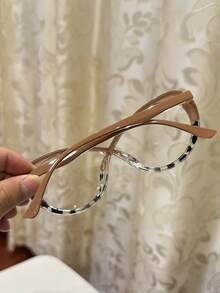 1 件女士休闲多色拼接无度数眼镜，适合日常佩戴和街头摄影 - 上茶下透粉 - 查看 9
