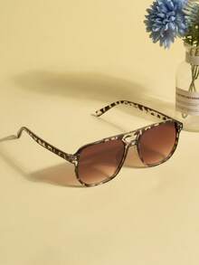 双梁方形大框欧美流行时尚眼镜，复古铆钉装饰遮阳眼镜外出装户外海滩海边度假礼物送给家人和朋友 - 彩色 - 查看 10