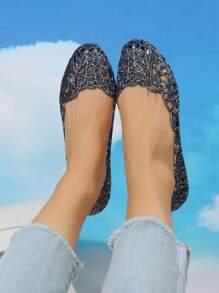 Women's Summer Hollow Flat Crystal Jelly Sandals,Crystal Jelly Flat Shoes, Closed Toes, Soft Beach Shoes, Middle-Aged And Elderly Nostalgic Retro Mom Shoes,Mother's Day Gift, Valentine's Day Gift, Teacher's Day Gift