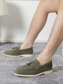 男士乐福鞋圆头2025新款夏季百搭休闲一脚蹬鞋,商务正装工作鞋,英伦风格莫卡辛鞋,平底软底手工制作,大码43-46(尺码偏小,请购买大1/2码) - 橄欖綠 - 查看 5