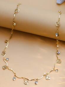 KKCOLA 1 件时尚心形吊坠项链（随机放置水钻镶嵌心形