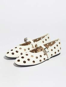 أحذية ماري جين المسطحة ذات السُحك المستدير للنساء، وحيدة الحزام القابل للتعديل، من قماش ناعم ومُنفذ للهواء، باللون الأبيض - أبيض - مشاهدة 7