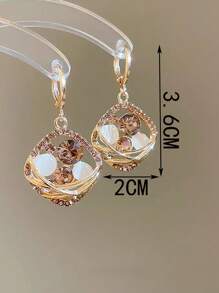 1 Pair Fashion Rhinestone Filled Cat Eye Stone Elegant Earrings