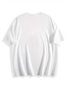 Camiseta blanca con patrón para hombres - Estampado de calavera audaz y texto de niño certificado, diseñada en 1998 - Camiseta casual de cuello redondo para verano, adecuada para uso casual - Camiseta de rap audaz para hombres - Ropa casual duradera y cómoda, patrón de calavera y huesos cruzados - Perfecta para festivales de música y uso casual - Moda para hombres adultos, tela ligeramente elástica - Cuello redondo de ajuste regular, adecuada para el estilo diario - Perfecta para ropa de calle y atuendos audaces, material transpirable, personas de festivales, ropa unisex, estilo retro - Blanco - Ver 2